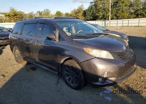 2014 Toyota Sienna Xle z USA, uszkodzony, nr VIN 5TDDK3DC0ES072855